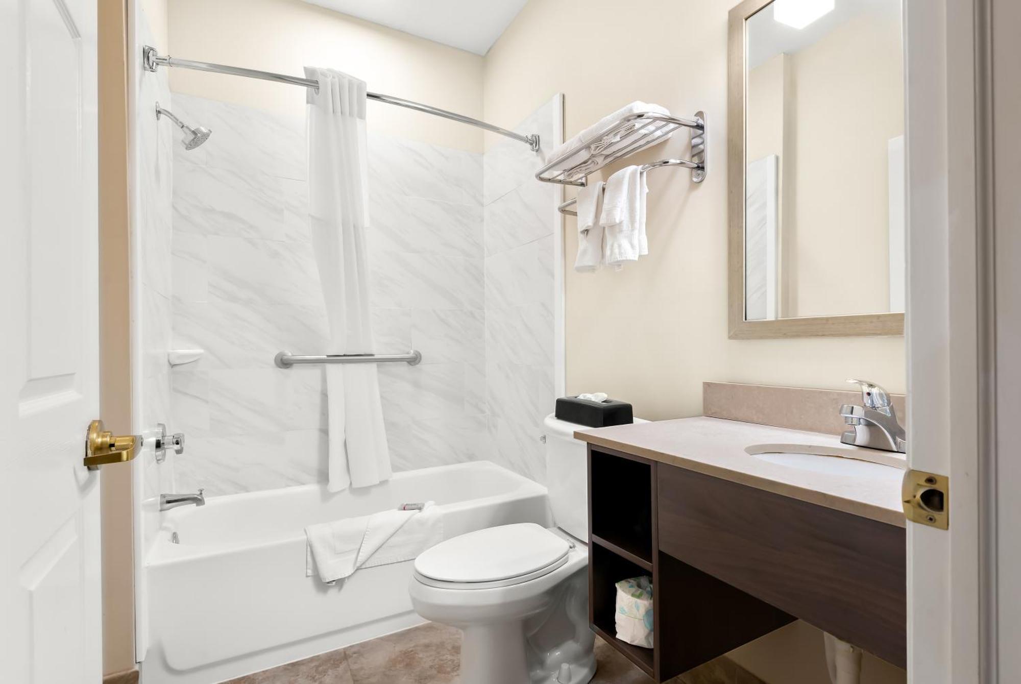 Best Western Palmyra Inn & Suites Exterior foto